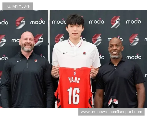 开拓者召回杨瀚森队记者解读或将专注训练暂不参加比赛 开拓者召回杨瀚森队记者解读或将专注训练暂不参加比赛