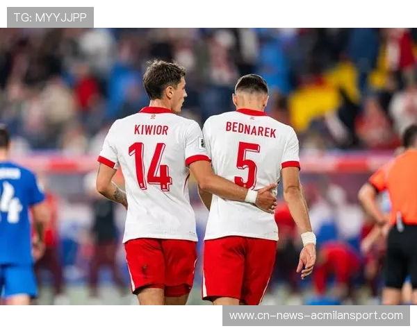 AC米兰与波尔图今夏争抢阿森纳中卫基维奥尔转会之争加剧 AC米兰与波尔图今夏争抢阿森纳中卫基维奥尔转会之争加剧