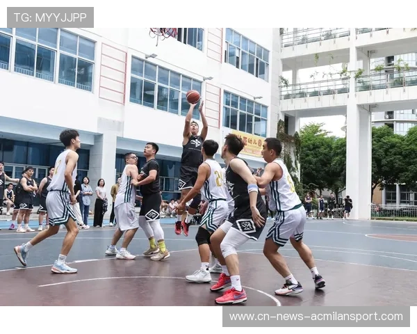 NBA球队夏日篮球学校吸引大量青少年参与 NBA球队夏日篮球学校吸引大量青少年参与