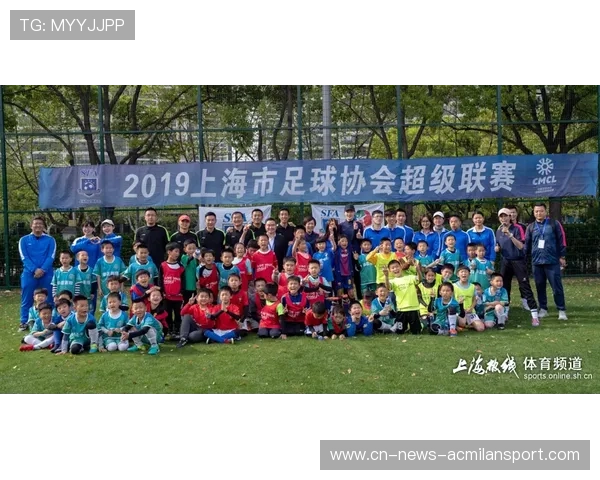 赛场观众体验区增设亲子互动设施受欢迎，亲子赛道