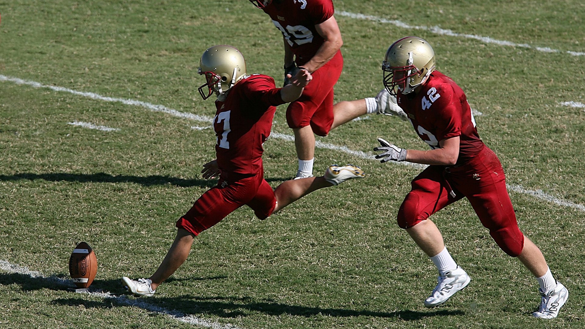 全黑队迅猛的进攻与压迫防守为其在比赛中创造了多次得分机会，全黑队战舞